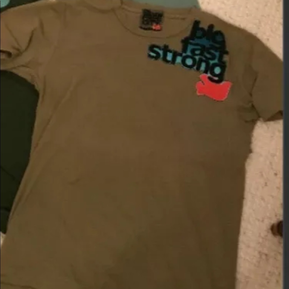 Free city t shirt new with tags
